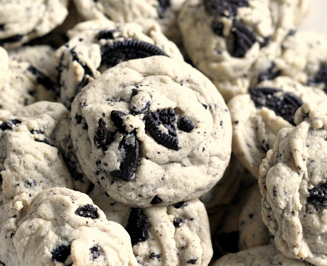 Cookies and Cream Pudding Cookies Main Image